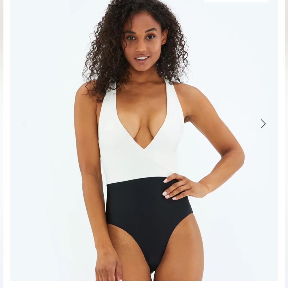 NEW SUMMERSALT DEEPDIVE ONE PIECE SWIMSUIT | SIZE 8